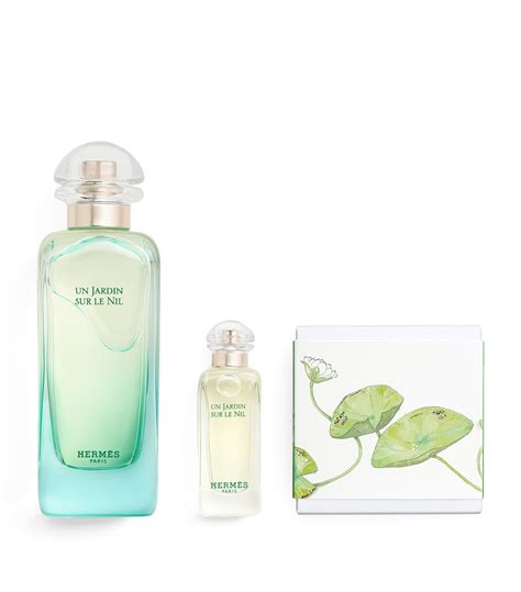 Un Jardin sur le Nil Eau de toilette gift set .